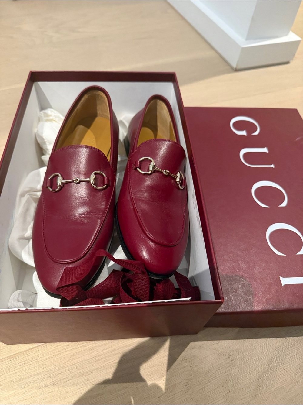 Gucci Jordaan horsebit-detailed leather loafers (rosso ancora/burgundy 37EU) - Picture 5 of 9